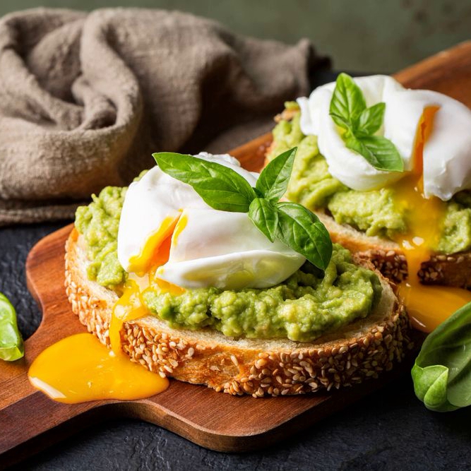10 Huge Benefits of Eating Avocados Daily